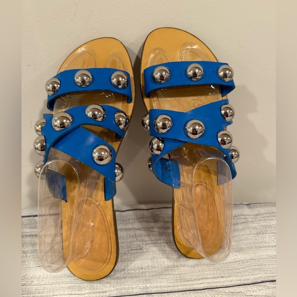 Marc Fisher Blue Studded Slide Sandals Size 8.5 Statement Stud Flats - Picture 11 of 14